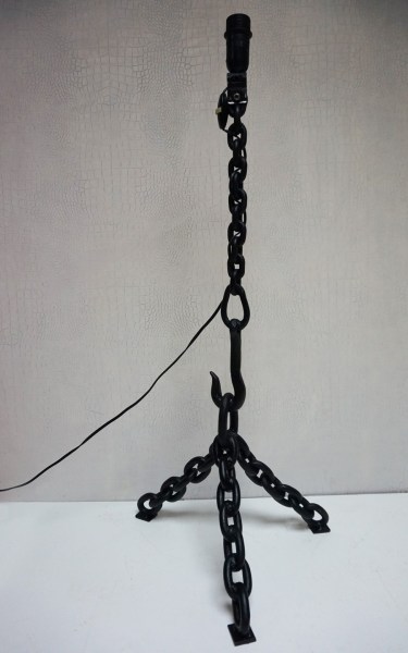 Brutalist iron Chain Table Floor Lamp Franz West ketting staande lamp ijzer kettinglamp vloerlamp-00001